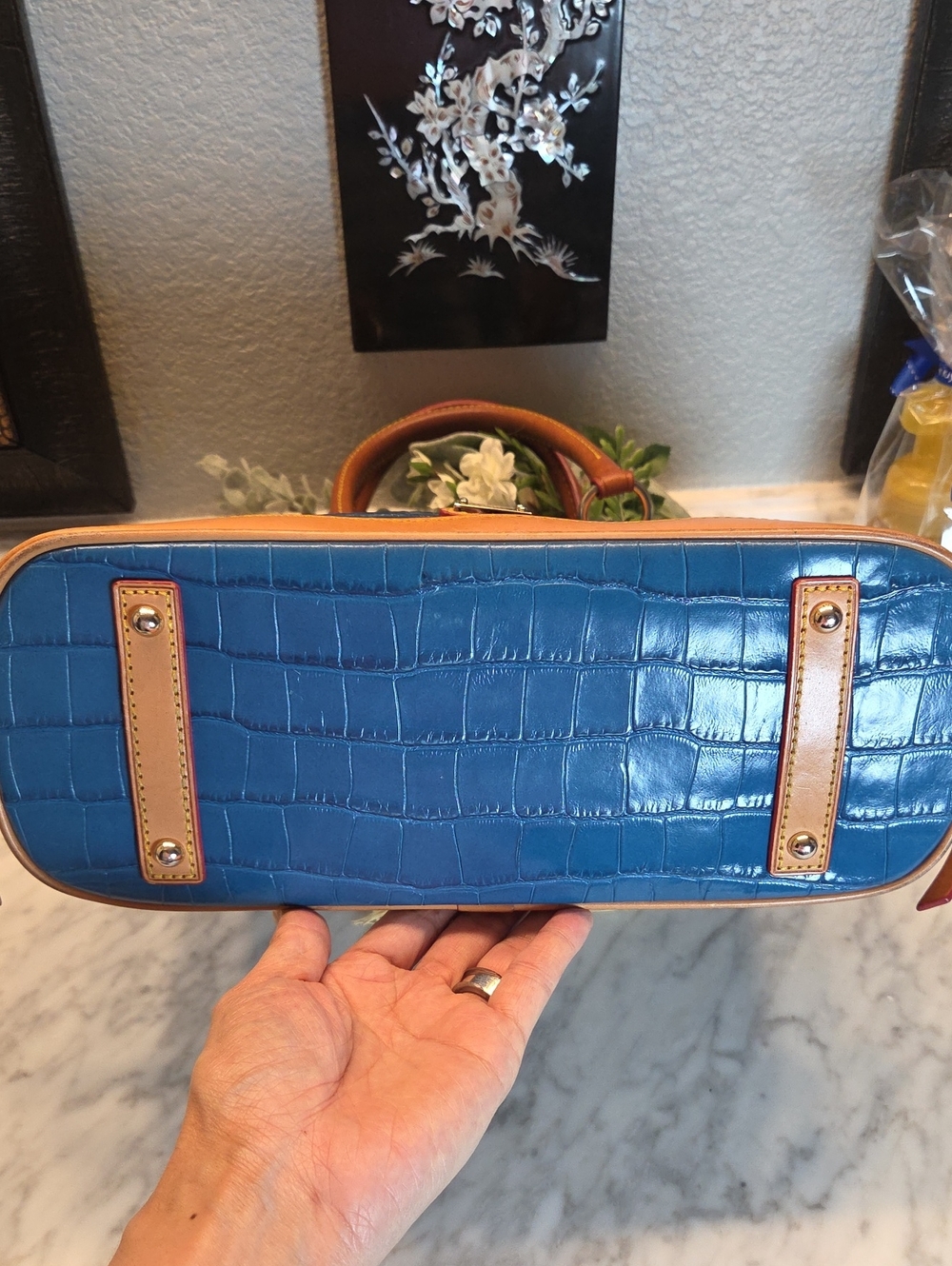 Pre-loved Dooney & Bourke Zip Zip Marine Blue Croc-Embossed Satchel w/ Card Case - Picture 5 of 10